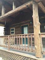 Two Bears Inn Bed & Breakfast