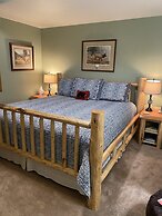 Two Bears Inn Bed & Breakfast