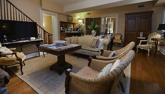 Choctaw Hall Bed and Breakfast