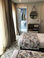 Royal Beach Hostel & Suites