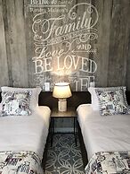 Royal Beach Hostel & Suites