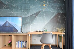 Your Saint Land Service Apartment