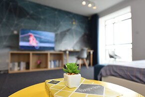 Your Saint Land Service Apartment