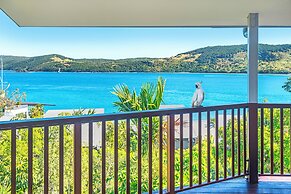 Casuarina Cove 16 Ocean View Deluxe Refurbished 3 Bedroom House Near M