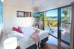 Casuarina Cove 16 Ocean View Deluxe Refurbished 3 Bedroom House Near M