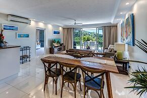 Poinciana 011 Deluxe 2 Bedroom Apartment Centrally Located With Golf B