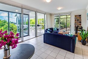 Oasis 1 Hamilton Island 2 Bedroom Apartment In Central Location With G