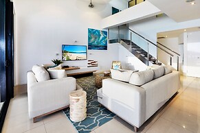 Villa 12 The Edge Oceanfront Deluxe 3 Bedroom Near Marina With Golf Bu