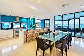 Villa 12 The Edge Oceanfront Deluxe 3 Bedroom Near Marina With Golf Bu