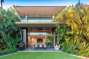 6 Yacht Club Oceanfront House On Marina  Deluxe 4 Bedroom With 2 Golf 