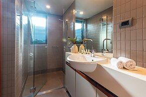 6 Yacht Club Oceanfront House On Marina  Deluxe 4 Bedroom With 2 Golf 