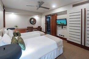 6 Yacht Club Oceanfront House On Marina  Deluxe 4 Bedroom With 2 Golf 