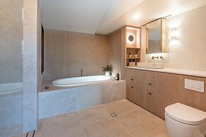 6 Yacht Club Oceanfront House On Marina  Deluxe 4 Bedroom With 2 Golf 