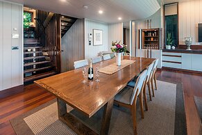 6 Yacht Club Oceanfront House On Marina  Deluxe 4 Bedroom With 2 Golf 