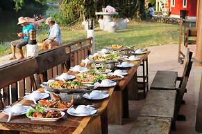 River & Mountain resort