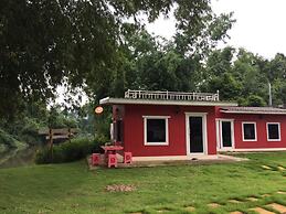 River & Mountain resort