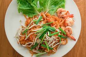 Whalecome Aonang Resort