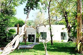 Whalecome Aonang Resort