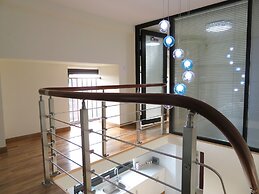 Yunzu Aparthotel - Huanlegu Branch