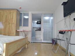 Yunzu Aparthotel - Huanlegu Branch