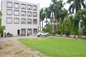 Hotel Nand Residency