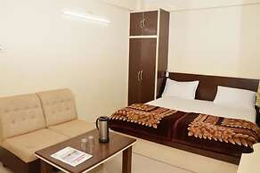 Hotel Nand Residency