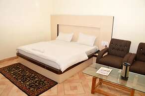 Hotel Nand Residency