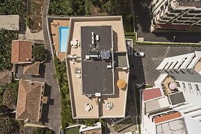 Jasmineiro II by An Island Apart