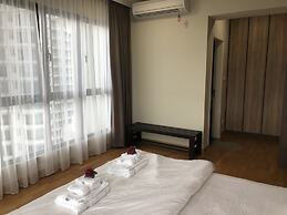 Teega Waterfront - Hello Kitty