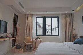 Suzhou Cloud Art Inn