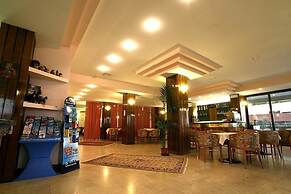 Hotel Avila In