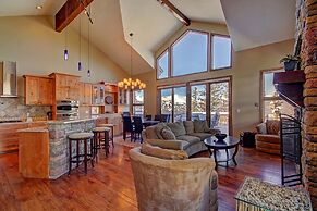 Big View Lodge 4 Bedroom Home