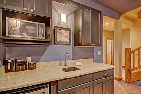 Big View Lodge 4 Bedroom Home