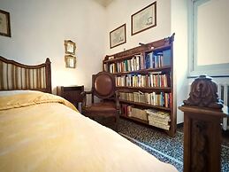 Reggia San Lorenzo Di Fronte Alla Cattedrale