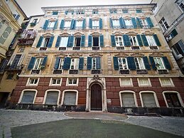 Reggia San Lorenzo Di Fronte Alla Cattedrale