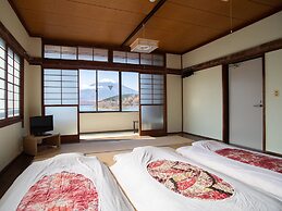 Tabist Lakeside Inn Fujinami Yamanakako