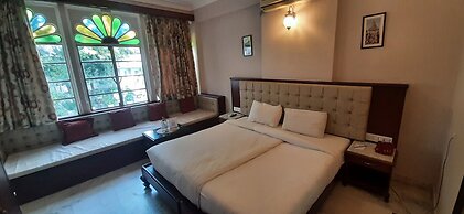 Hotel Raj Palace By Howard