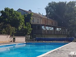 Le Ranch des Lacs, Hôtel Restaurant à Augne
