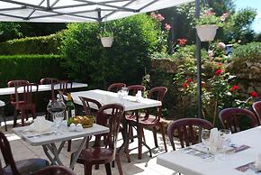 Le Ranch des Lacs, Hôtel Restaurant à Augne