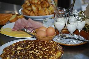 Le Ranch des Lacs, Hôtel Restaurant à Augne