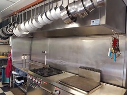 Le Ranch des Lacs, Hôtel Restaurant à Augne