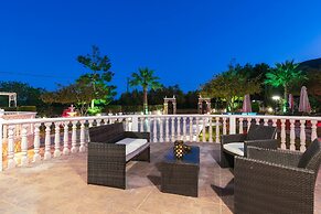 Fontana Holiday Home