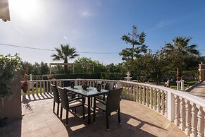 Fontana Holiday Home