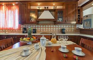 Fontana Holiday Home