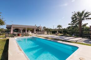 Fontana Holiday Home