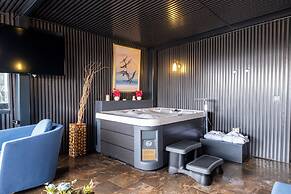 216 Castle Hotel