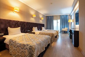 216 Castle Hotel