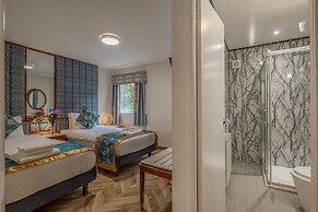 Muthu Fort William Hotel