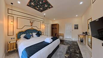 Muthu Fort William Hotel