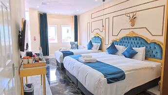 Muthu Fort William Hotel